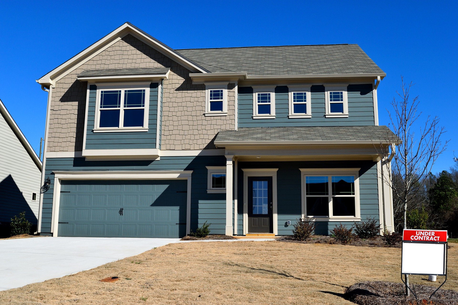 New Garage Door Installation and Replacement